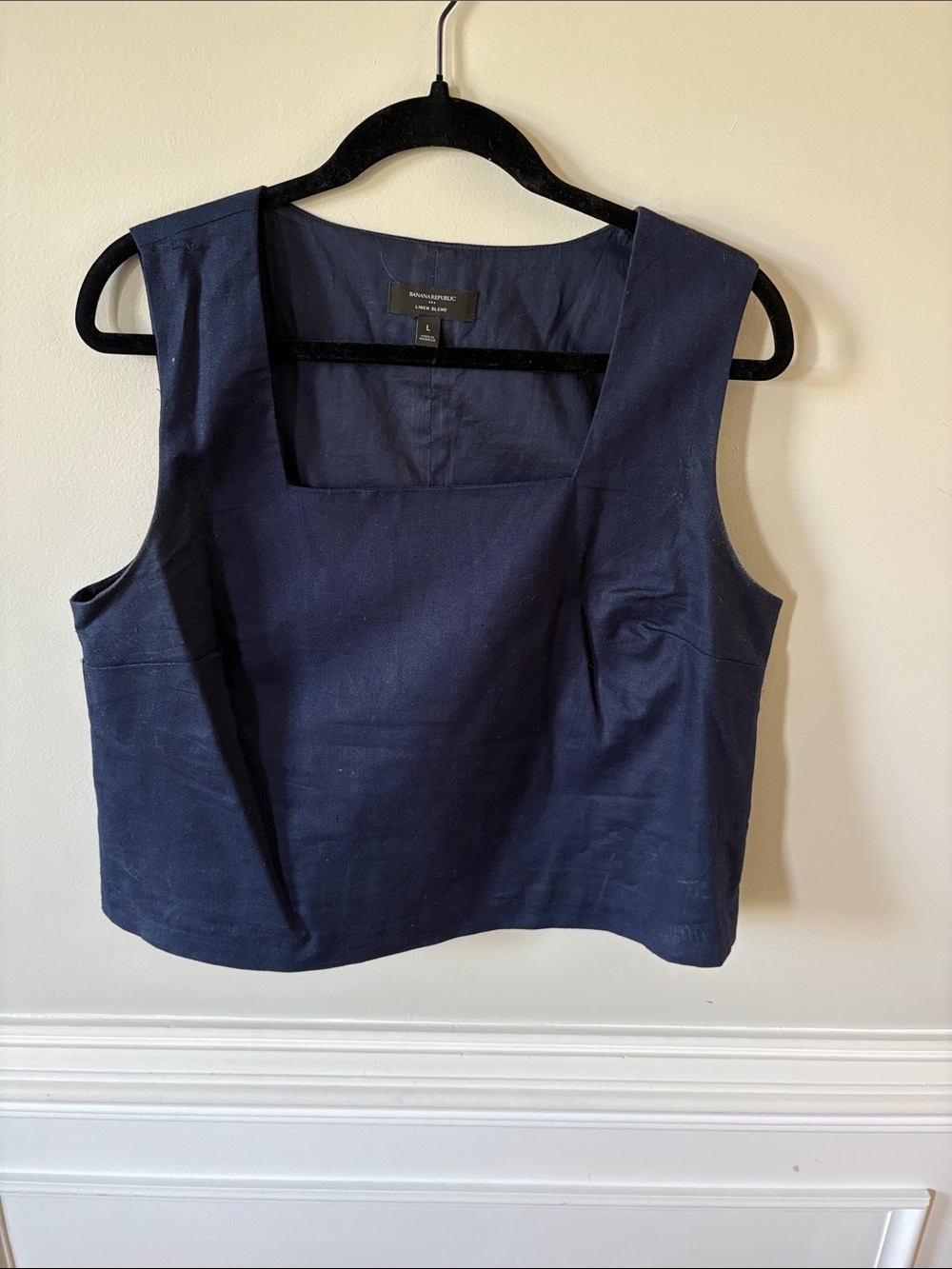 Banana Republic Factory Linen Blend tank, size Large, navy
